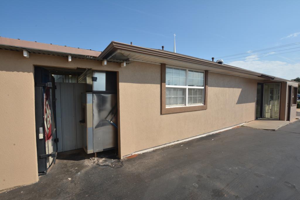 Newcastle Motel Bagian luar foto